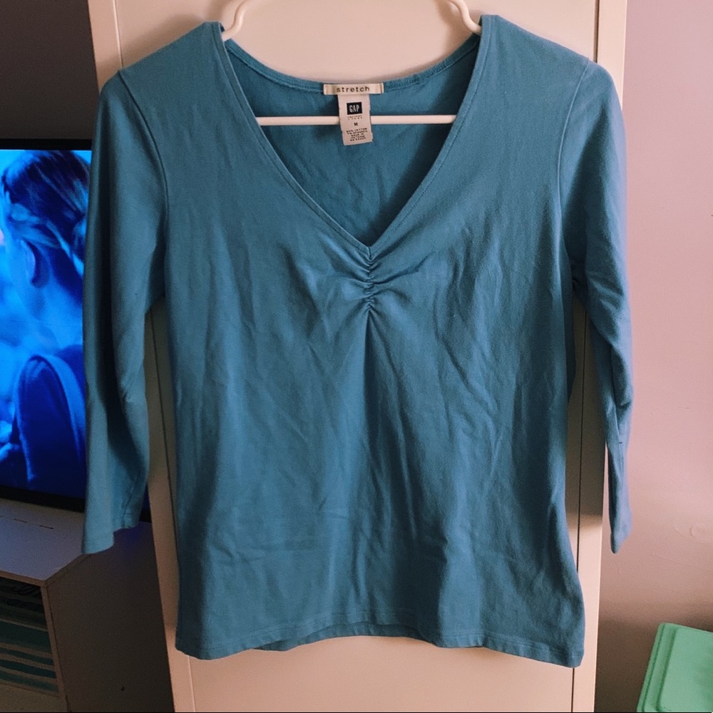 ⭐️Blue Gap Ruched Top⭐️